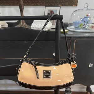 Dooney & Bourke VTG Patent Peach and Black Purse